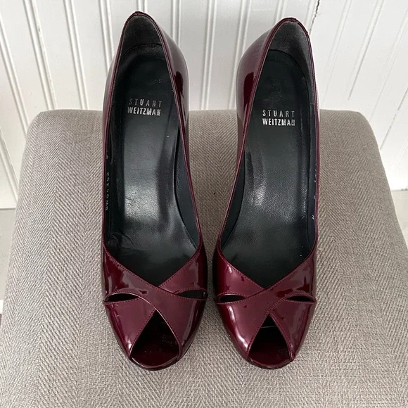 Stuart Weitzman Vintage Maroon Patent Leather Heels Size 8 - Picture 2 of 10